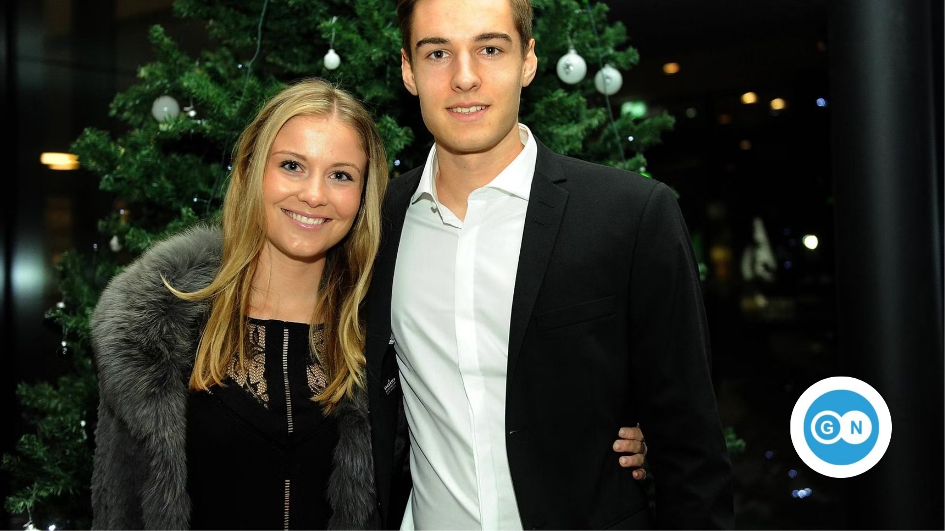 Nico Elvedi und seine Freundin 